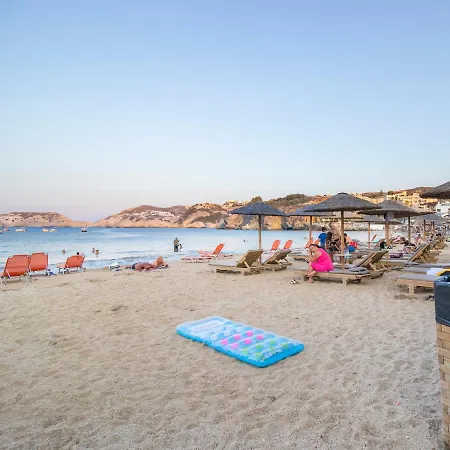 Seabreeze Studios On The Beach Agia Pelagia  Extérieur photo